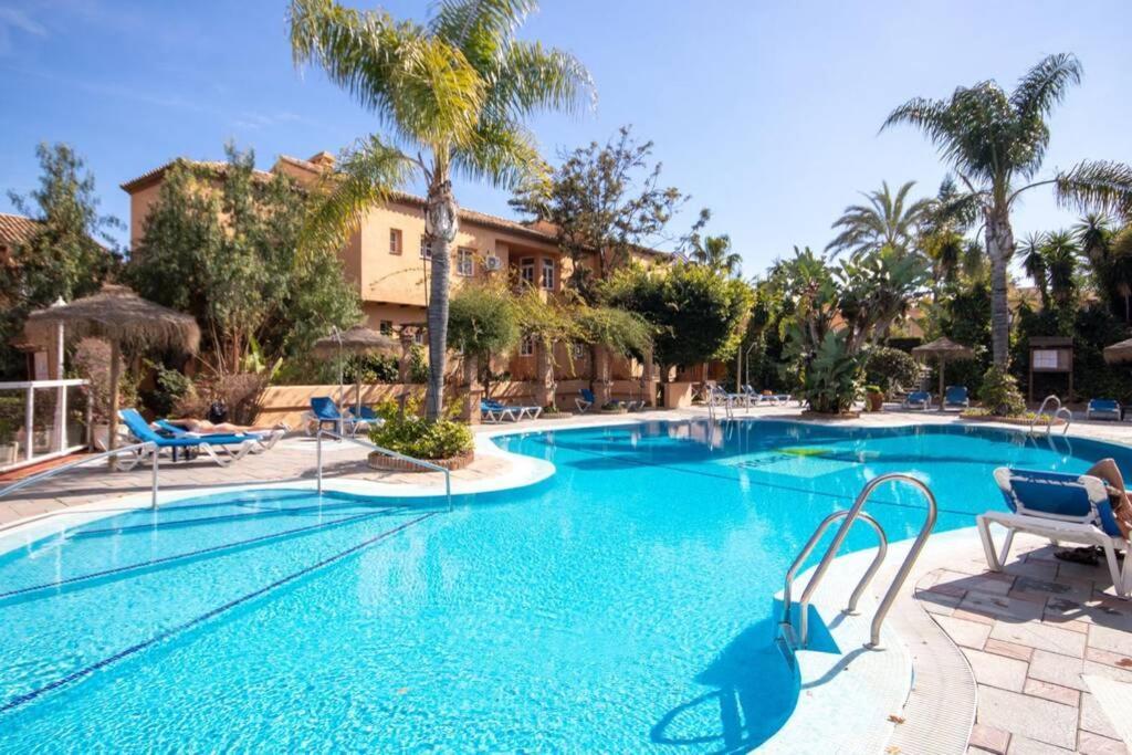 Mijas Costa - Riviera Del Sol - Splendid 2 Bedroom With Private Garden Apartament *